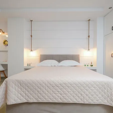 Sun Apartment