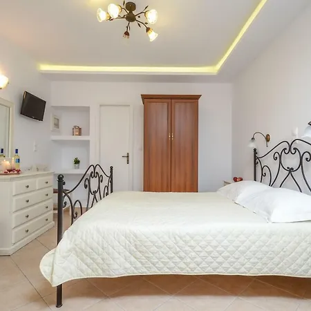 Sun Apartment *